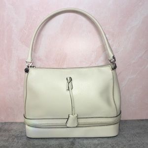 Vintage Winter White Purse w/ Zippered Bottom